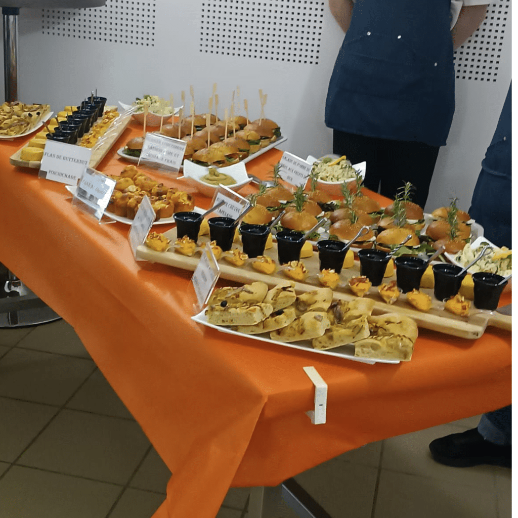 Présentation plat du bistrot BENOIT